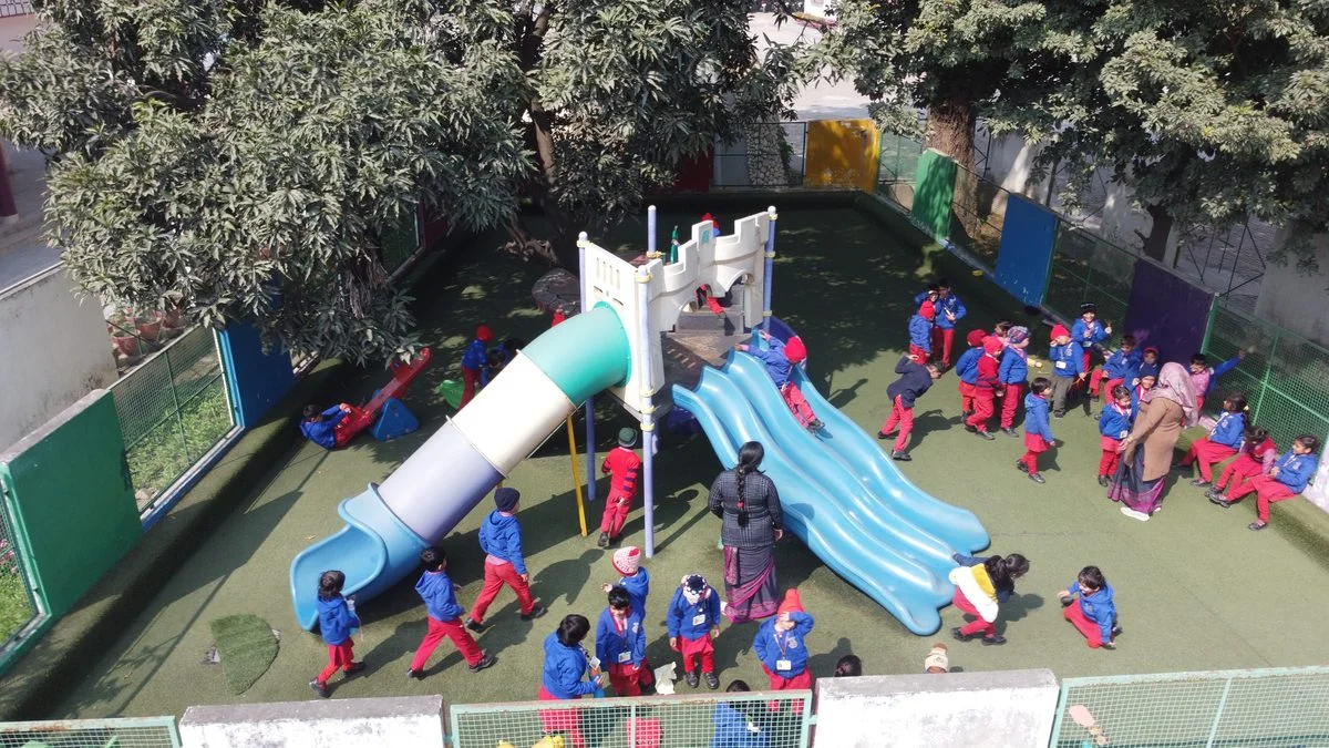 Primary Playground - Photo 2